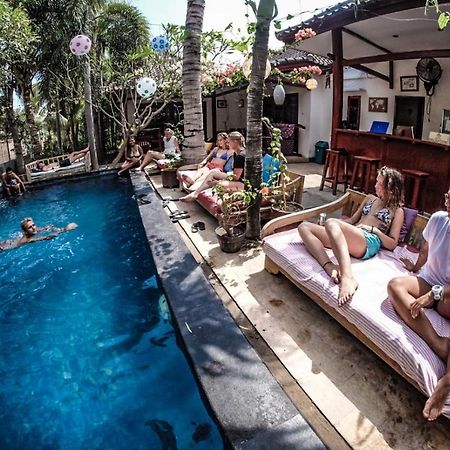 Aaliku Bungalows ギリ・トラワンガン エクステリア 写真